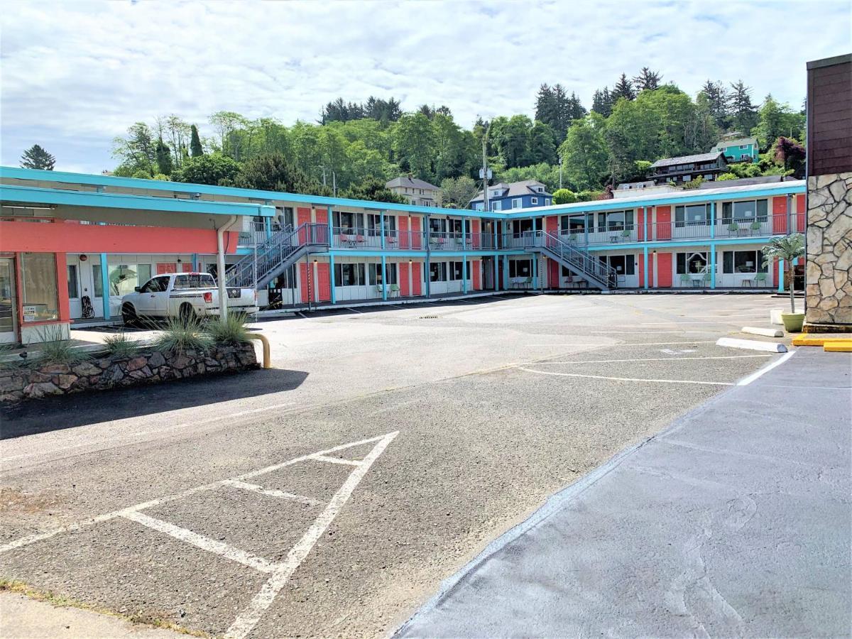 Atomic Motel Astoria Bagian luar foto